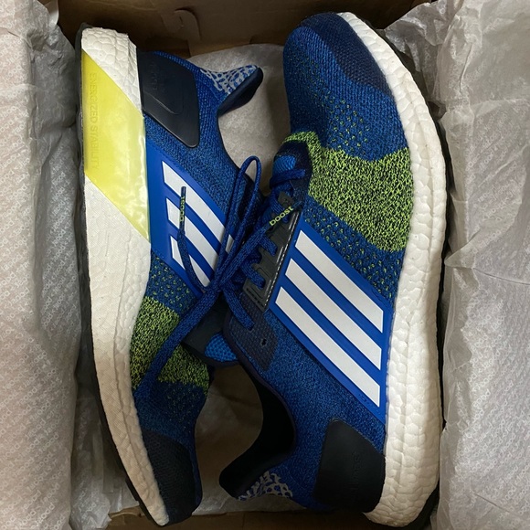 Adidas Ultra Boost ST Blue Solar Yellow size 10.5 Adidas Ultra Boost ST Blue Solar Yellow size 10.5